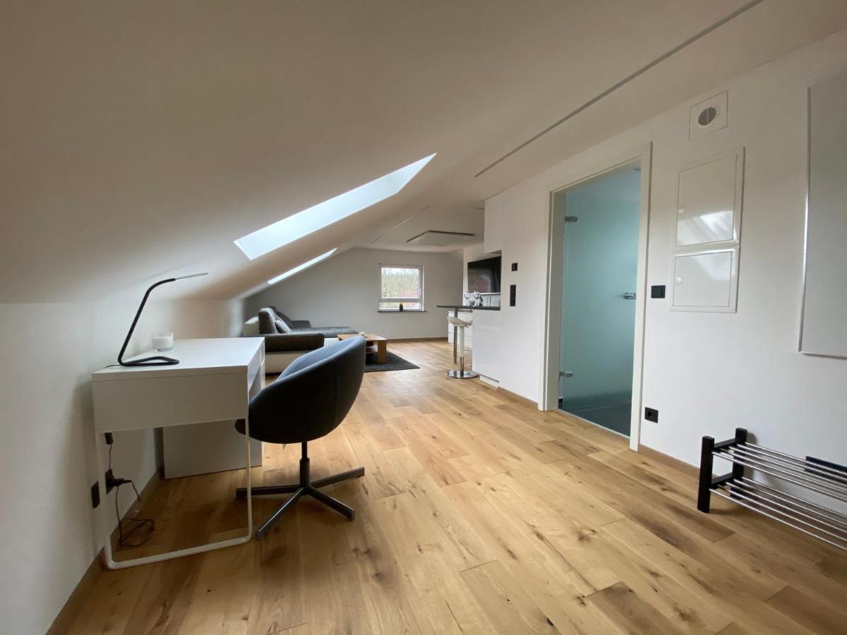 Uraha Apartments ヘルツォーゲンアウラッハ エクステリア 写真